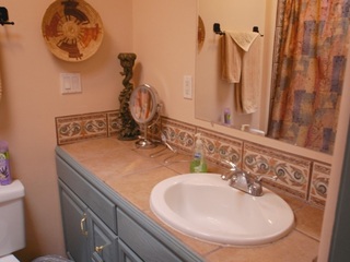 Bathroom two, shower/tub