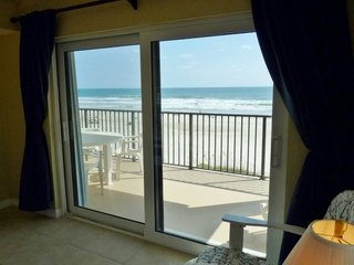 Master Bedroom Suite (Queen bed) with Direct Oceanfront Balcony View